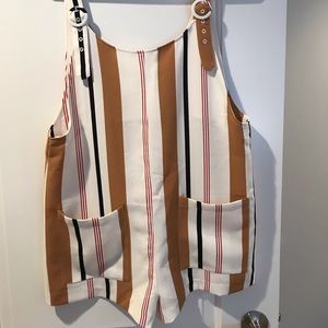 *NWT* Forever21 Overalls Romper Playsuit w/Pockets